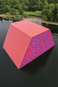 Christo and Jeanne-Claude, The Mastaba (Project for London, Hyde Park, Serpentine Lake), 2016-2018, photo by Wolfgang Volz