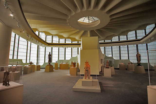interior view of the Pavilion for Japanese Art by Bruce Goff