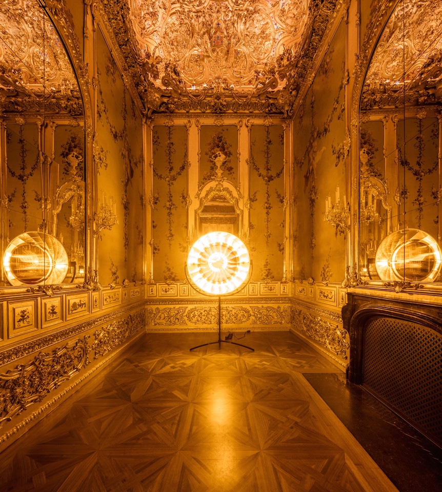 Ólafur Elíasson, Eye See You, 2006; Stainless steel, aluminum, colour-effect filter glass, and bulb; Baroque Baroque installation view at the Winter Palace of Prince Eugene of Savoy, Vienna, 2015; image © Ólafur Elíasson