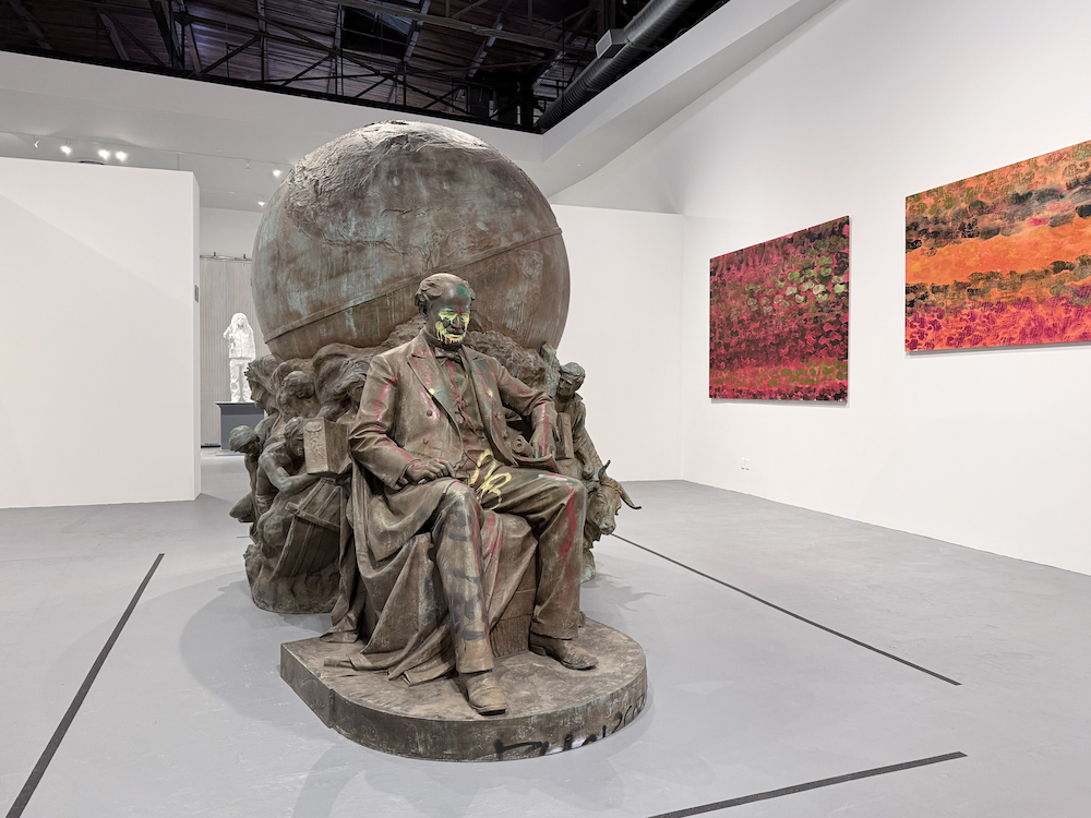 Statue of Matthew Fontaine Maury and paintings by Walter Price, installation view at MOCA, 2026; photo © codylee.co